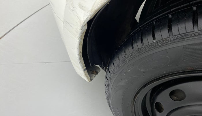 2016 Tata Tiago XT PETROL, Petrol, Manual, 1,10,096 km, Left fender - Lining loose