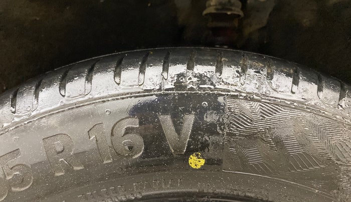 2019 Hyundai Creta E PLUS 1.4 DIESEL, Diesel, Manual, 1,08,237 km, Left Rear Tyre Tread