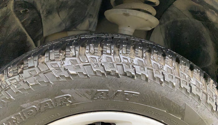 2016 Renault Duster RXL PETROL, Petrol, Manual, 23,020 km, Left Front Tyre Tread