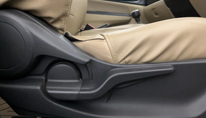 2018 Honda Amaze 1.2L I-VTEC VX, Petrol, Manual, 29,324 km, Driver Side Adjustment Panel