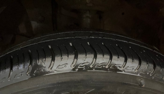 2018 Honda Amaze 1.2L I-VTEC VX, Petrol, Manual, 29,324 km, Left Front Tyre Tread