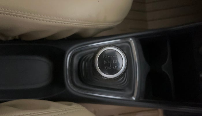 2018 Honda Amaze 1.2L I-VTEC VX, Petrol, Manual, 29,324 km, Gear Lever