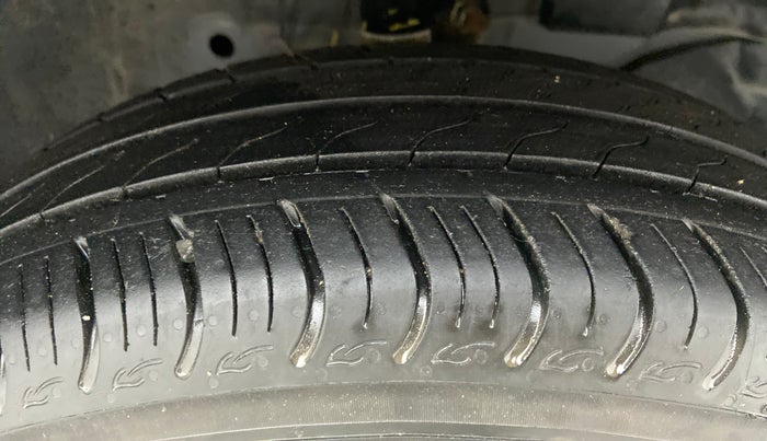 2021 Honda Amaze 1.2 V CVT I VTEC, Petrol, Automatic, 21,826 km, Right Front Tyre Tread