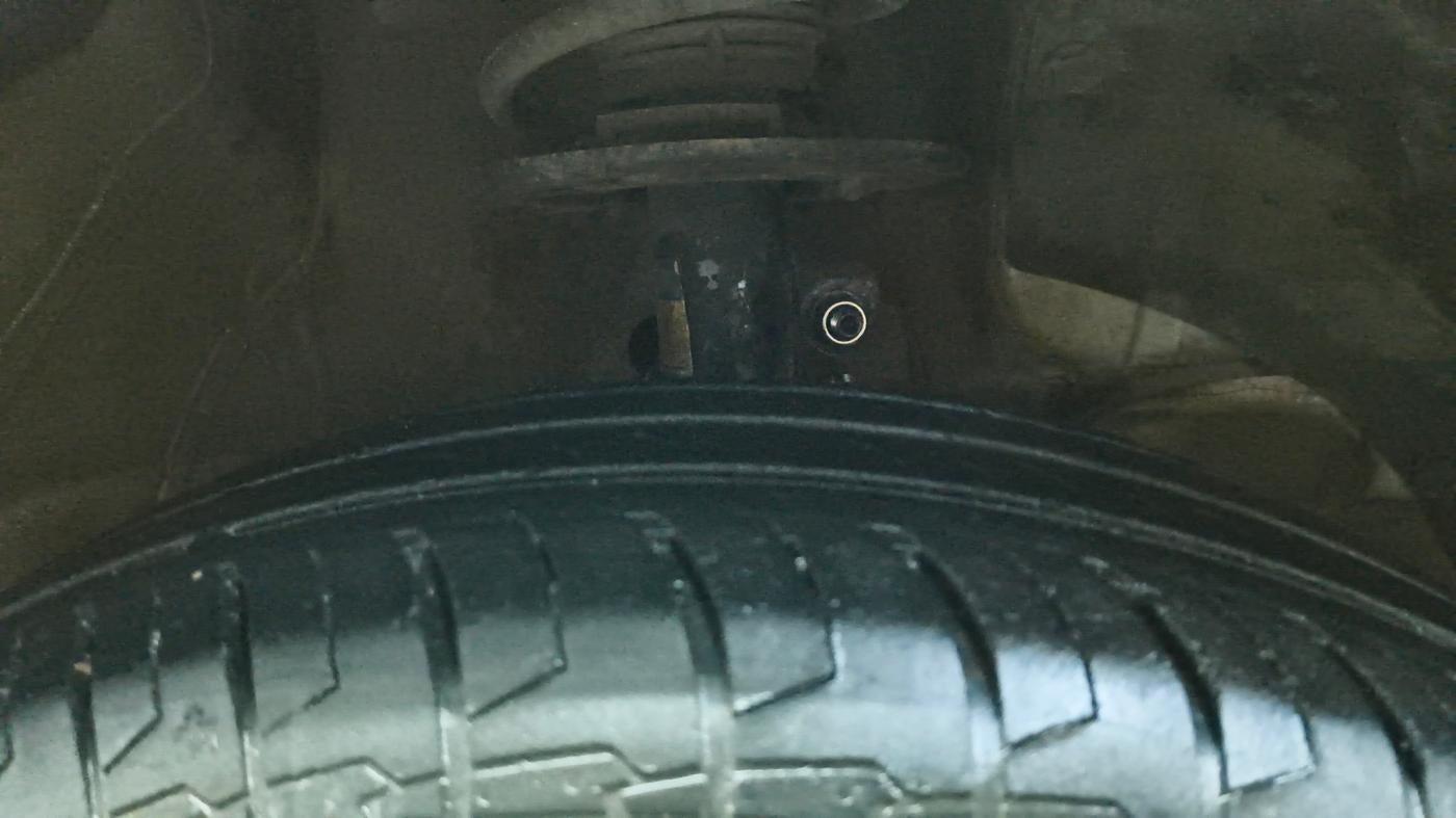 2023 Maruti Swift LXI, Petrol, Manual, 42,803 km, Right Front Tyre Tread