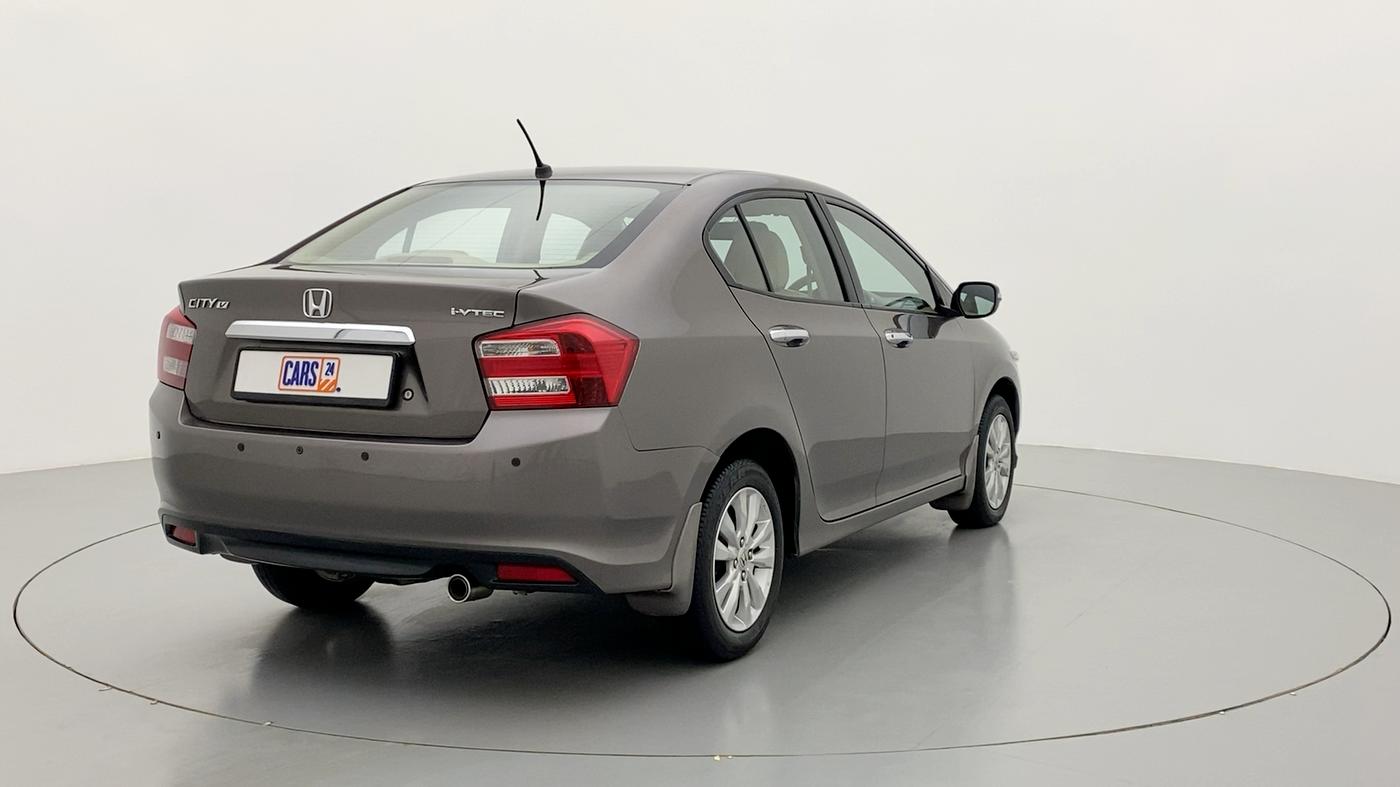 2013 Honda City V MT PETROL, Petrol, Manual, 32,393 km, Right Back Diagonal (45- Degree) View