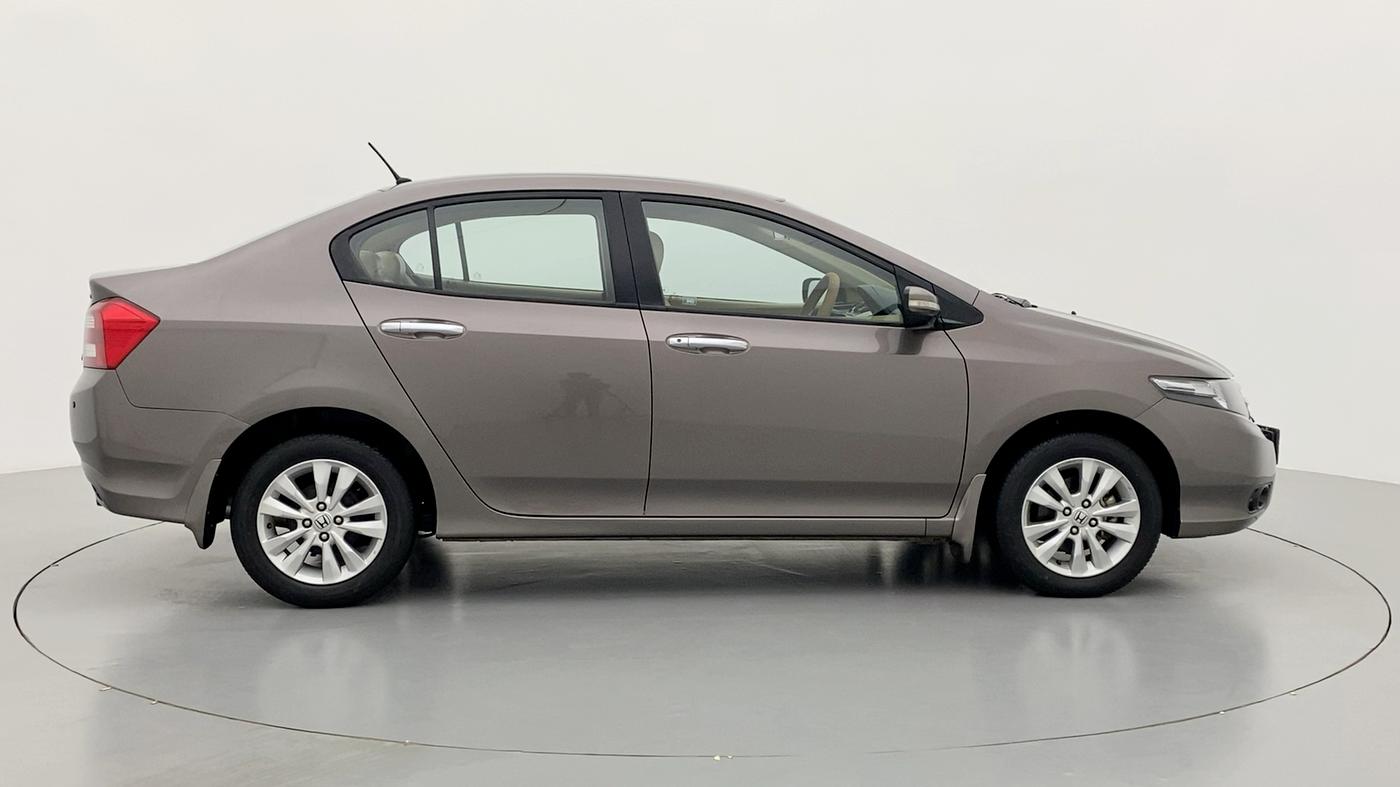 2013 Honda City V MT PETROL, Petrol, Manual, 32,393 km, Right Side View