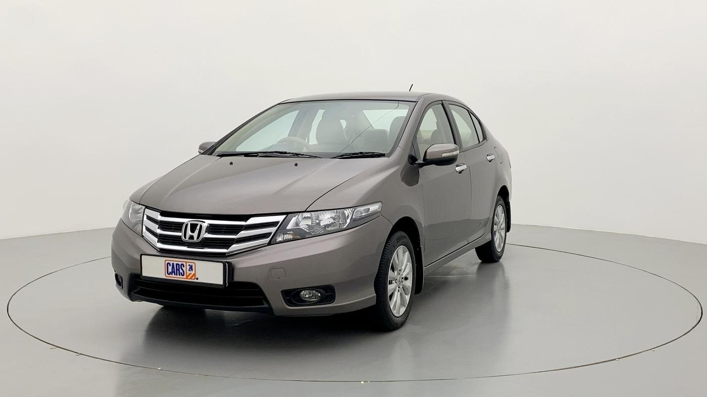 2013 Honda City V MT PETROL, Petrol, Manual, 32,393 km, Left Front Diagonal (45- Degree) View