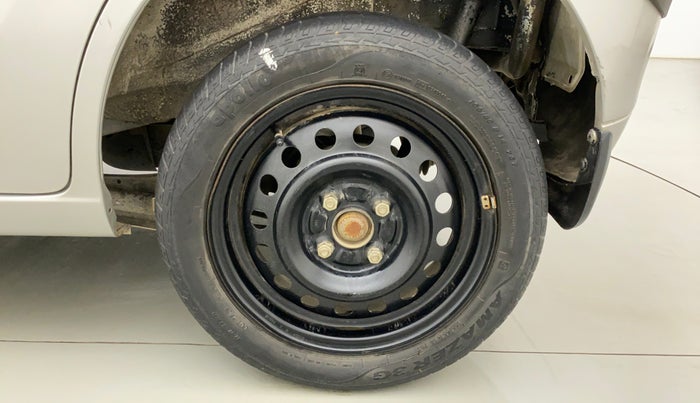 2014 Maruti Wagon R 1.0 VXI, Petrol, Manual, 43,349 km, Left Rear Wheel