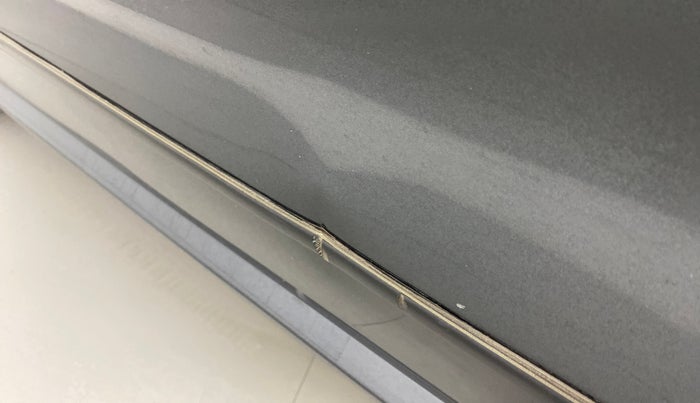 2016 Volkswagen Ameo HIGHLINE 1.5, Diesel, Manual, 84,051 km, Front passenger door - Slightly dented