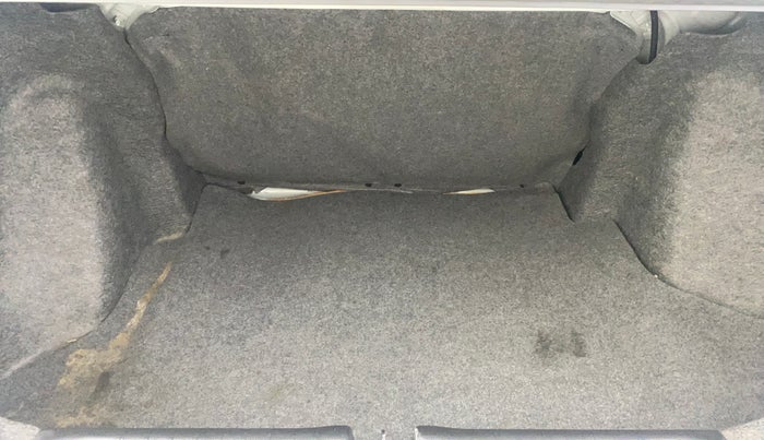 2019 Honda Amaze 1.2L I-VTEC VX CVT, Petrol, Automatic, 63,656 km, Boot Inside