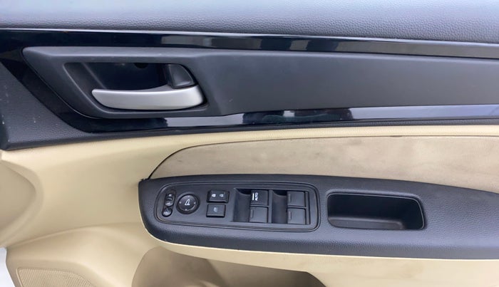 2019 Honda Amaze 1.2L I-VTEC VX CVT, Petrol, Automatic, 63,656 km, Driver Side Door Panels Control