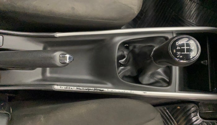 2017 Maruti Baleno DELTA PETROL 1.2, Petrol, Manual, 42,373 km, Gear Lever