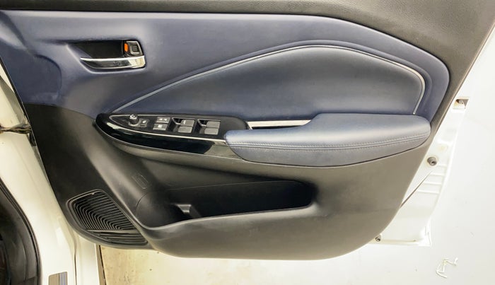 2022 Maruti Baleno ALPHA 1.2 AGS, Petrol, Automatic, 30,659 km, Driver Side Door Panels Control