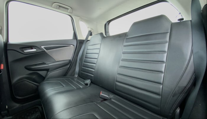 2019 Honda WR-V 1.2 i-VTEC VX MT, Petrol, Manual, 43,575 km, Right Side Rear Door Cabin