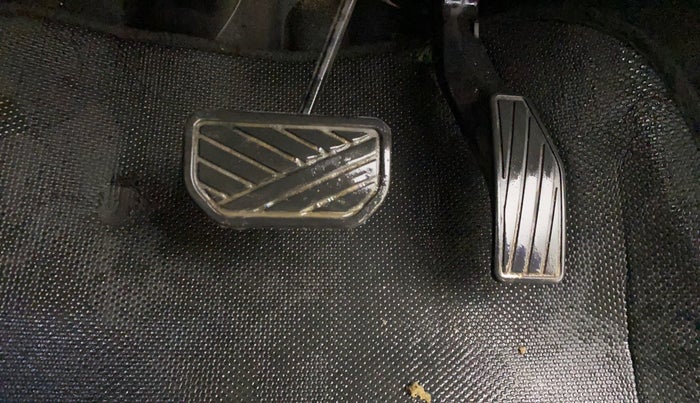 2018 Maruti IGNIS ZETA 1.2 AMT, Petrol, Automatic, 44,875 km, Pedals