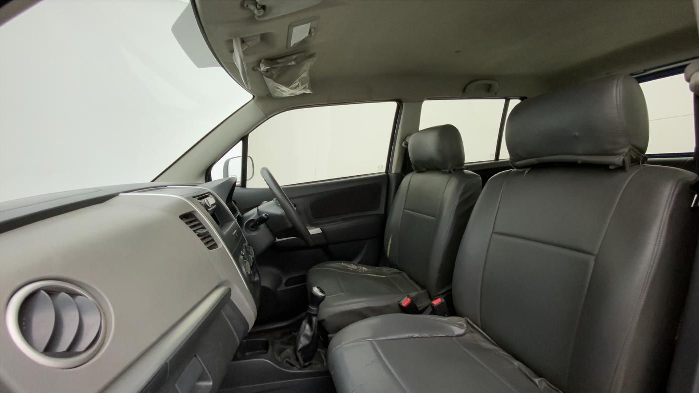 2012 Maruti Wagon R 1.0 LXI, Petrol, Manual, 71,143 km, Right Side Front Door Cabin