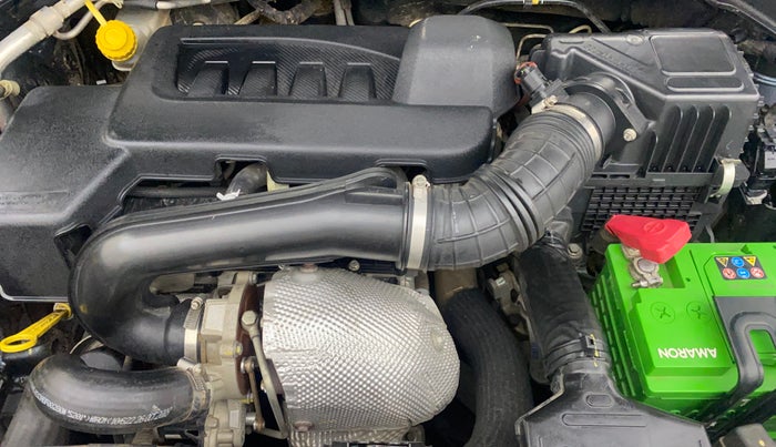 2019 Mahindra XUV300 W8 (O) 1.5 DIESEL, Diesel, Manual, 46,536 km, Engine View