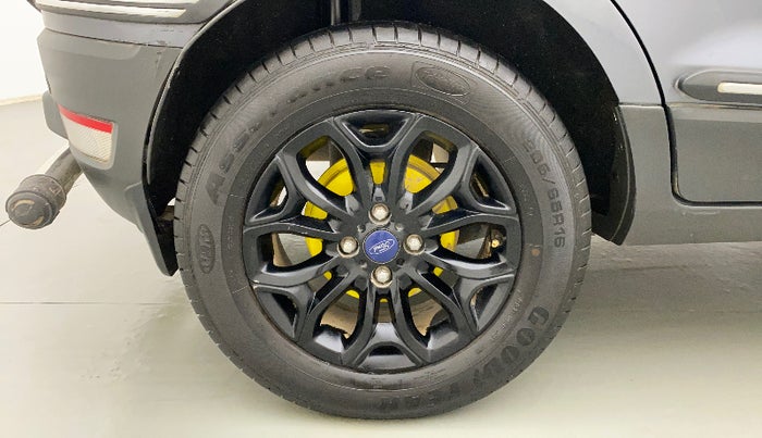 2017 Ford Ecosport TITANIUM 1.5L PETROL, CNG, Manual, 70,115 km, Right Rear Wheel