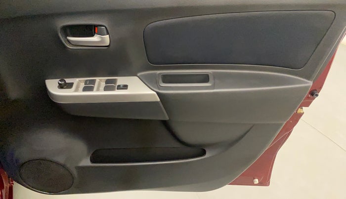 2012 Maruti Wagon R 1.0 VXI, Petrol, Manual, 44,344 km, Driver Side Door Panels Control
