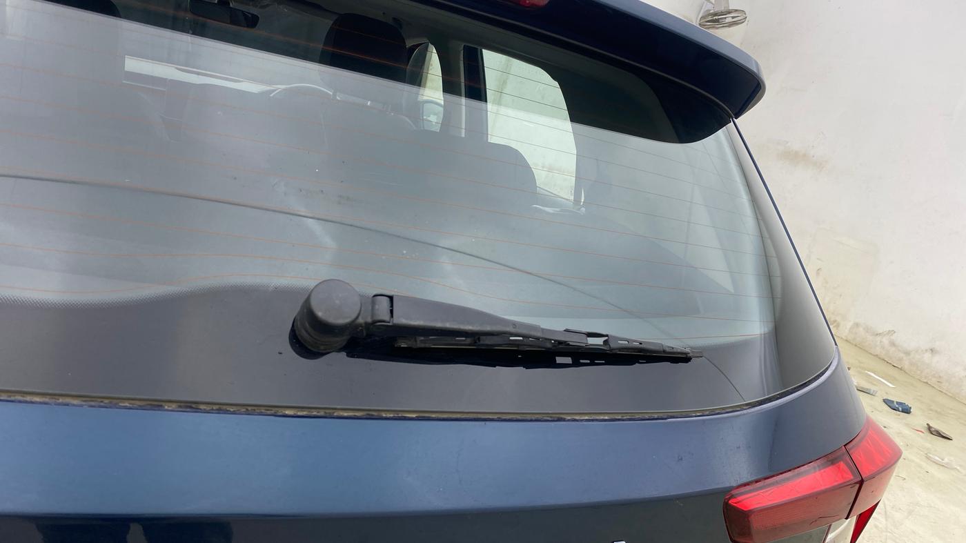 2025 Skoda KUSHAQ Prestige 1.5L TSI AT, Petrol, Automatic, 3,786 km, Rear Wiper