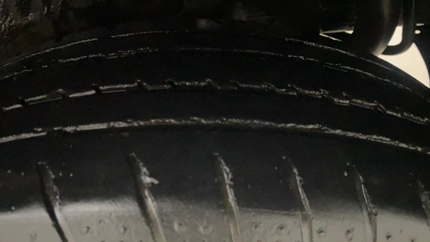 2018 Maruti Celerio VXI AMT (O), Petrol, Automatic, 26,317 km, Left Rear Tyre Tread