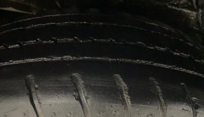 2018 Maruti Celerio VXI AMT (O), Petrol, Automatic, 26,317 km, Right Rear Tyre Tread