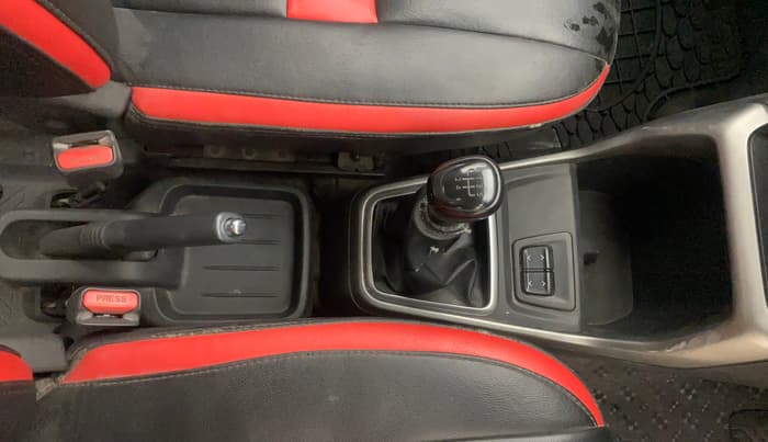 2020 Datsun Redi Go T(O) 1.0, Petrol, Manual, 1,15,392 km, Gear Lever
