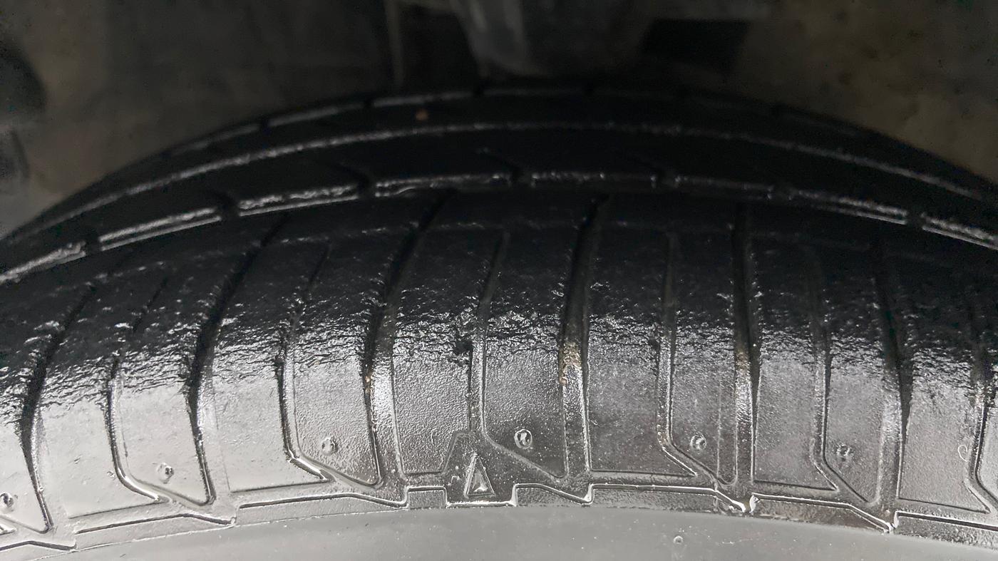 2012 Hyundai i10 ERA 1.1 LPG, LPG, Manual, 51,068 km, Left Front Tyre Tread
