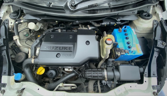 2014 Maruti Swift Dzire VDI BS IV, Diesel, Manual, 77,035 km, Engine Bonet View
