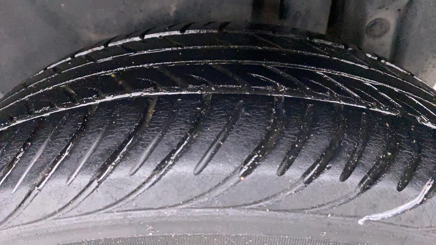 2012 Maruti Swift Dzire VDI, Diesel, Manual, 79,607 km, Left Rear Tyre Tread