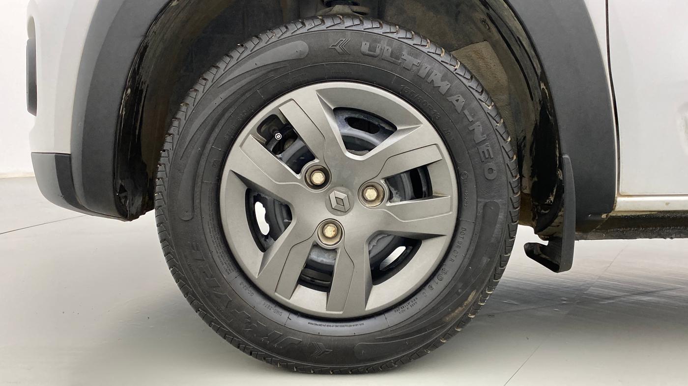2019 Renault Kwid 1.0 RXT Opt AT, Petrol, Automatic, 9,645 km, Left Front Wheel