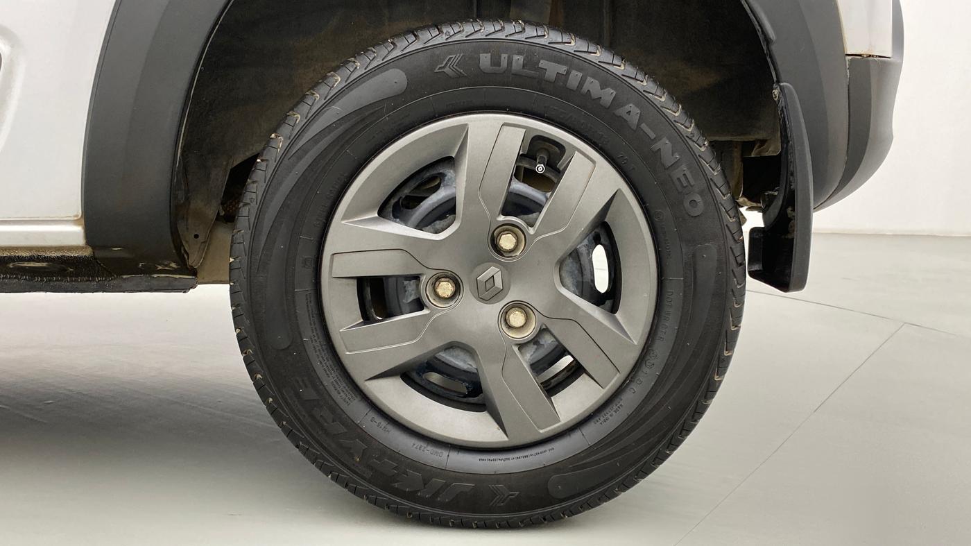 2019 Renault Kwid 1.0 RXT Opt AT, Petrol, Automatic, 9,645 km, Left Rear Wheel