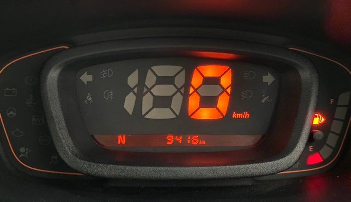 2019 Renault Kwid 1.0 RXT Opt AT, Petrol, Automatic, 9,645 km, Odometer Image