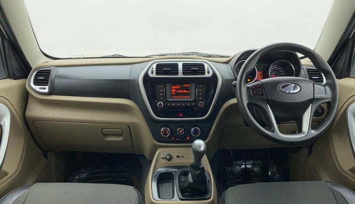 2016 Mahindra TUV300 T8, Diesel, Manual, 80,212 km, Dashboard