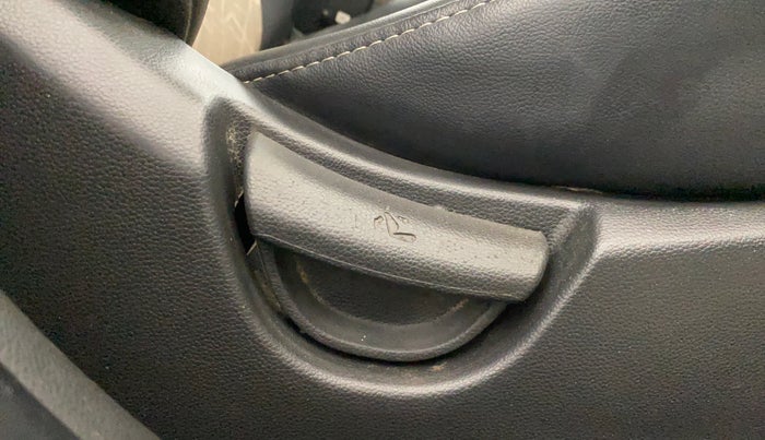 2018 Hyundai Grand i10 MAGNA 1.2 KAPPA VTVT, Petrol, Manual, 43,983 km, Driver Side Adjustment Panel