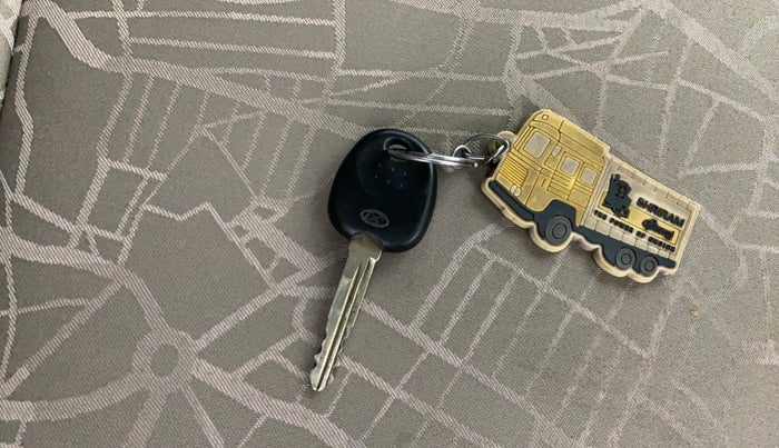 2018 Hyundai Grand i10 MAGNA 1.2 KAPPA VTVT, Petrol, Manual, 43,983 km, Key Close Up