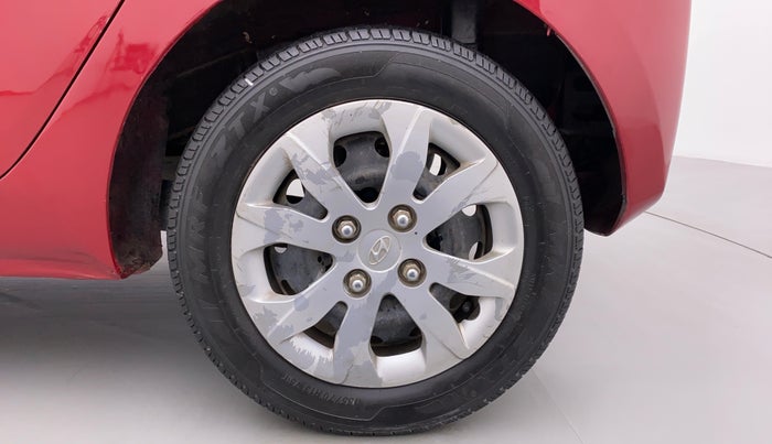 2015 Hyundai Eon MAGNA PLUS, Petrol, Manual, 95,154 km, Left Rear Wheel