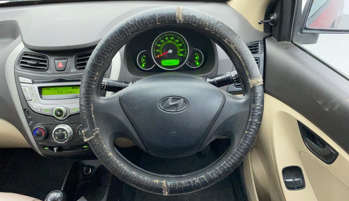2015 Hyundai Eon MAGNA PLUS, Petrol, Manual, 95,154 km, Steering Wheel Close Up