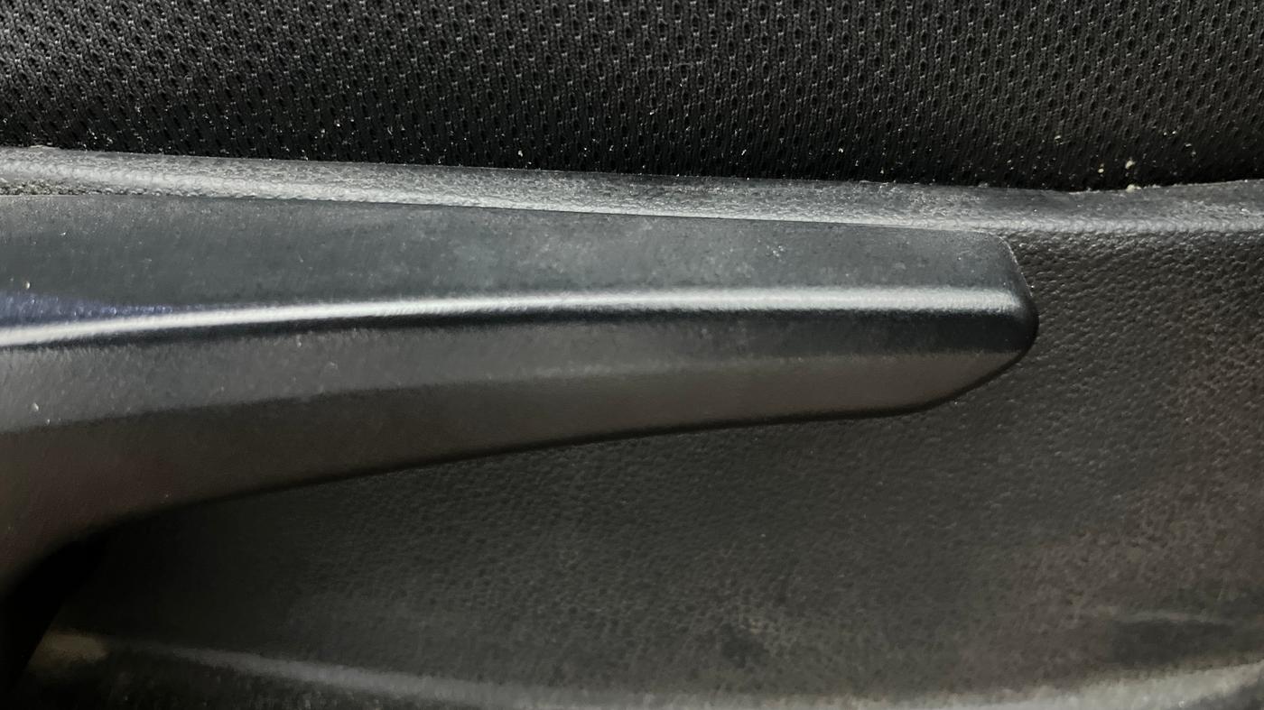 2017 Tata Tiago XZ PETROL, Petrol, Manual, 94,247 km, Driver Side Adjustment Panel