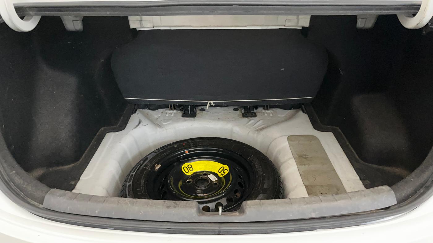 2021 Hyundai AURA SX PLUS 1.2 AMT, Petrol, Automatic, 20,528 km, Boot Inside