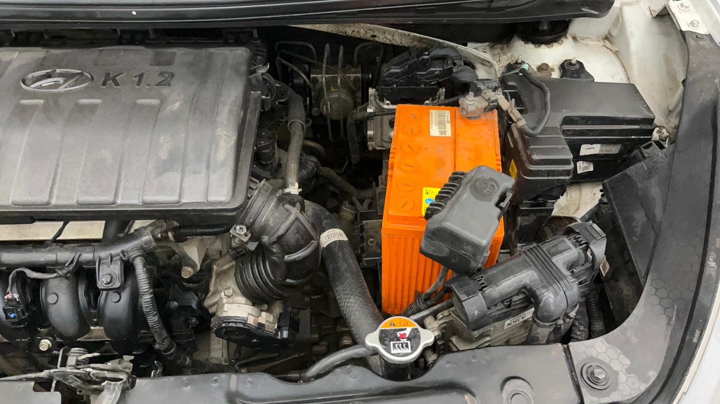 2021 Hyundai AURA SX PLUS 1.2 AMT, Petrol, Automatic, 20,528 km, Engine View - Left