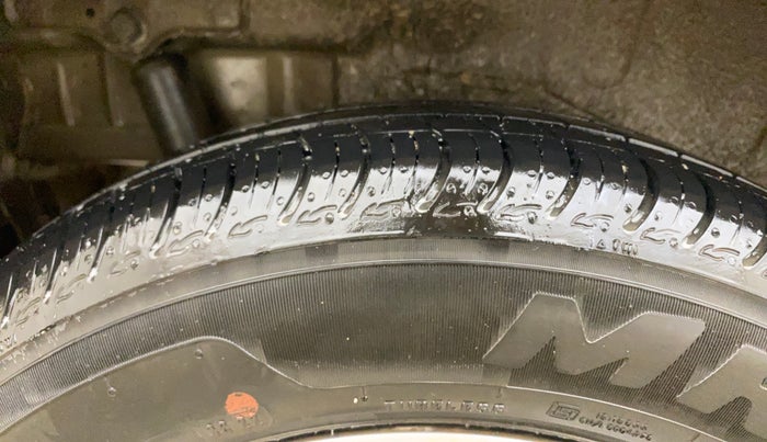 2017 Maruti Wagon R 1.0 VXI+ AMT, Petrol, Automatic, 37,059 km, Right Rear Tyre Tread