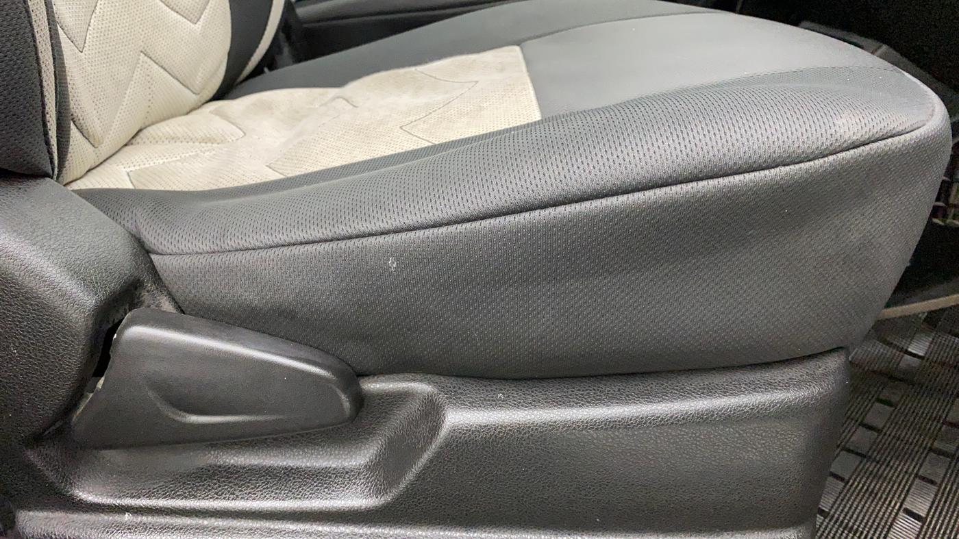 2018 Renault Kwid RXT 1.0 EASY-R AT OPTION, Petrol, Automatic, 12,188 km, Driver Side Adjustment Panel