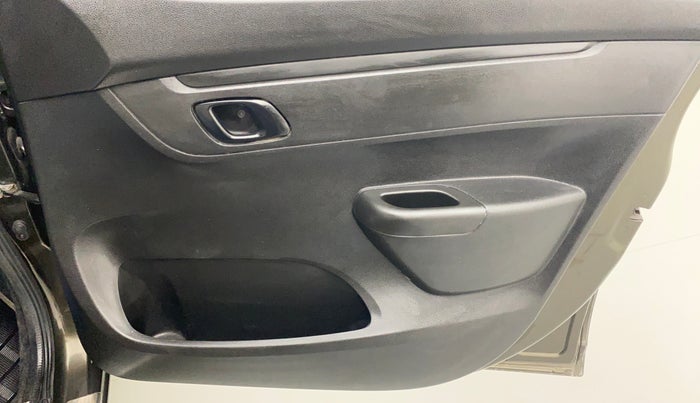 2018 Renault Kwid RXT 1.0 EASY-R AT OPTION, Petrol, Automatic, 12,188 km, Driver Side Door Panels Control