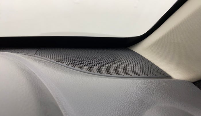 2018 Renault Kwid RXT 1.0 EASY-R AT OPTION, Petrol, Automatic, 12,188 km, Speaker