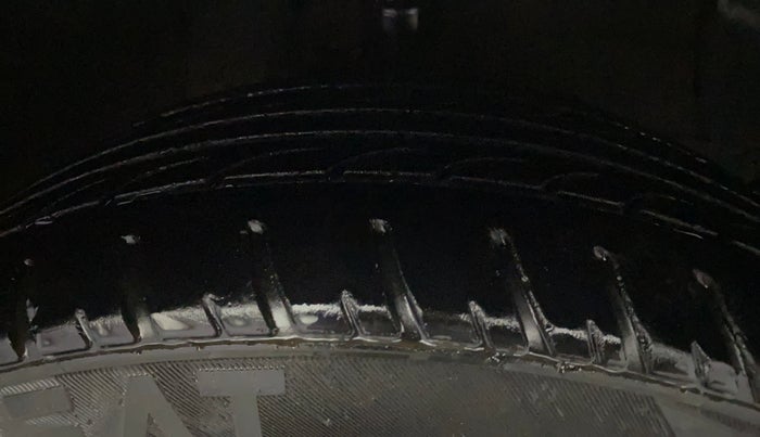 2014 Hyundai Xcent S 1.2, Petrol, Manual, 81,610 km, Right Front Tyre Tread