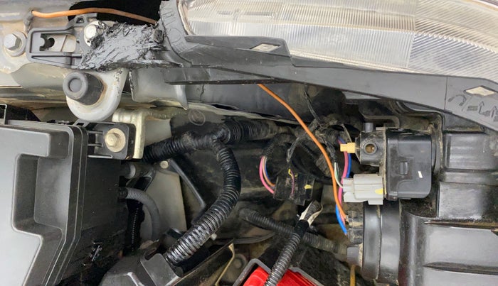 2019 Honda Amaze 1.2L I-VTEC VX, Petrol, Manual, 58,093 km, Left headlight - Clamp has minor damage