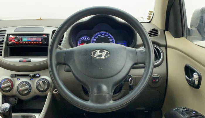 2011 Hyundai i10 MAGNA 1.2, CNG, Manual, 83,451 km, Steering Wheel Close Up