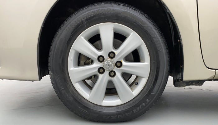 2014 Toyota Corolla Altis G, Petrol, Manual, 55,679 km, Left Front Wheel
