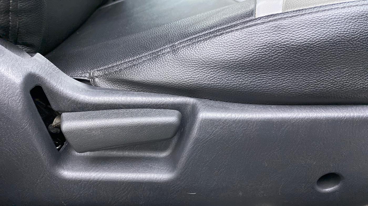 2020 Maruti Alto LXI, Petrol, Manual, 14,214 km, Driver Side Adjustment Panel